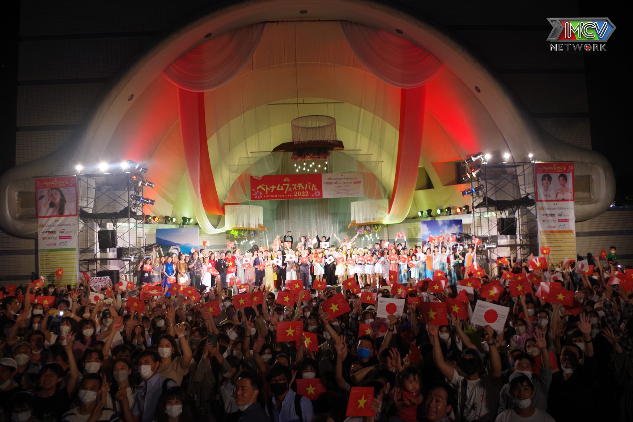 Vietnam Festival 2022 (Nhật Bản): hội tụ dàn sao hot, tiếp đón 150 nghìn lượt khách Vietnam Festival 2022 (Nhật Bản): hội tụ dàn sao hot, tiếp đón 150 nghìn lượt khách