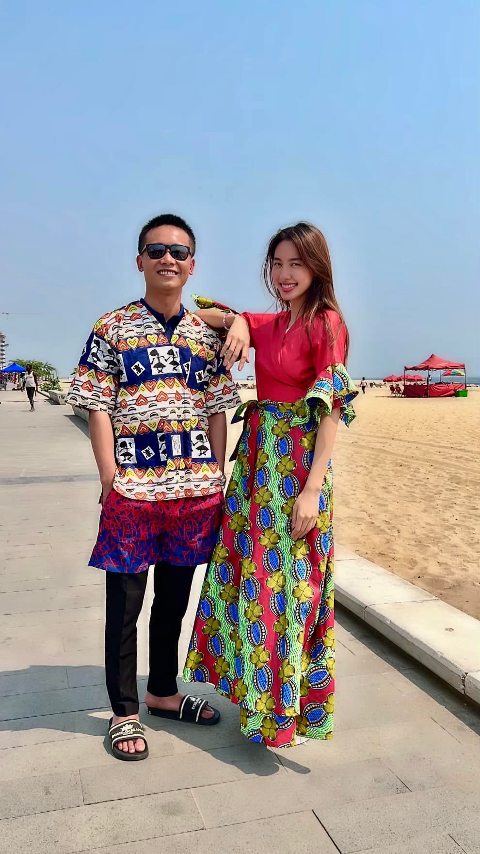 Trang phục dân tộc đầy màu sắc và vẻ đẹp, là một phần không thể thiếu trong văn hóa Việt Nam. Nếu bạn muốn khám phá sự đa dạng và phong cách của trang phục dân tộc, hãy xem những bức ảnh đẹp về chủ đề này.