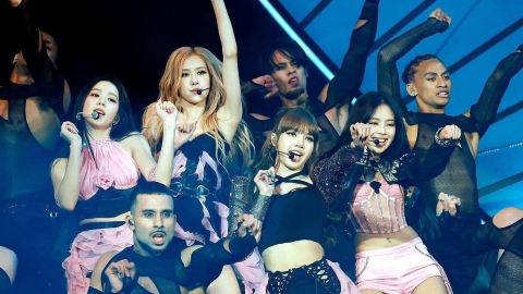 BLACKPINK đốt cháy sân khấu, làm nên lịch sử tại Coachella 2023