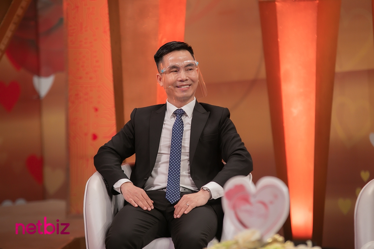Quen bạn trai lớn hơn 18 tuổi, nàng bác sĩ bị gia đình phản đối kịch liệt và cái kết không ngờ